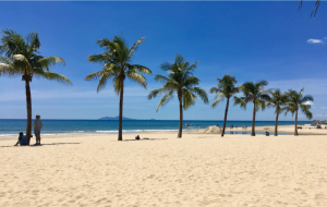 ベトナム、ダナンのニーケビーチが綺麗